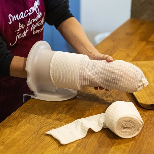 Bijela mrežica za mesne proizvode dimenzija 12,5 cm x 5 m, s toplinskom otpornošću do 220°C - 4