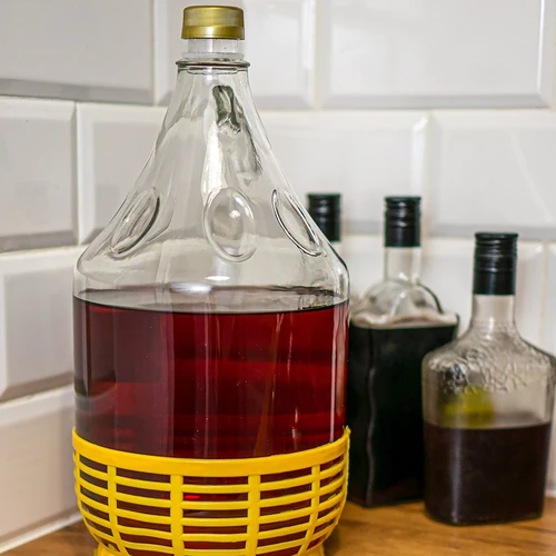 Demižon Dama.5 L s poklopcem - 4