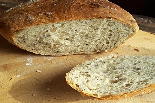 Pšenični kruh s kvascem i lanenim sjemenkama